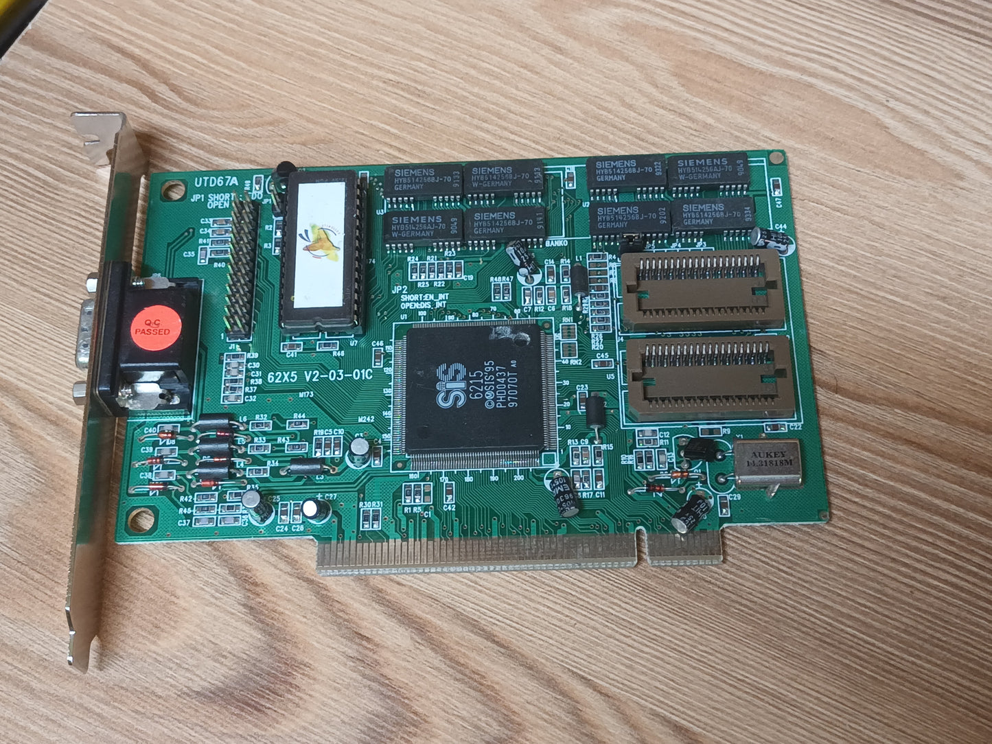 GRAFICA SIS 6215 PCI,