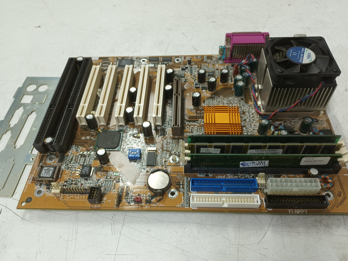 Gigabyte ga-7IXE4 Rev: 1.0, PLACA BASE, (PL-3)
