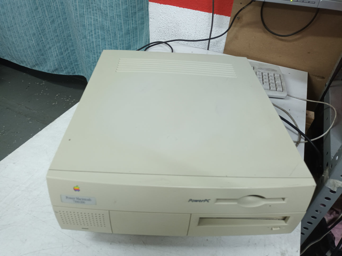 Apple Power Macintosh 7300/200, (nº47)