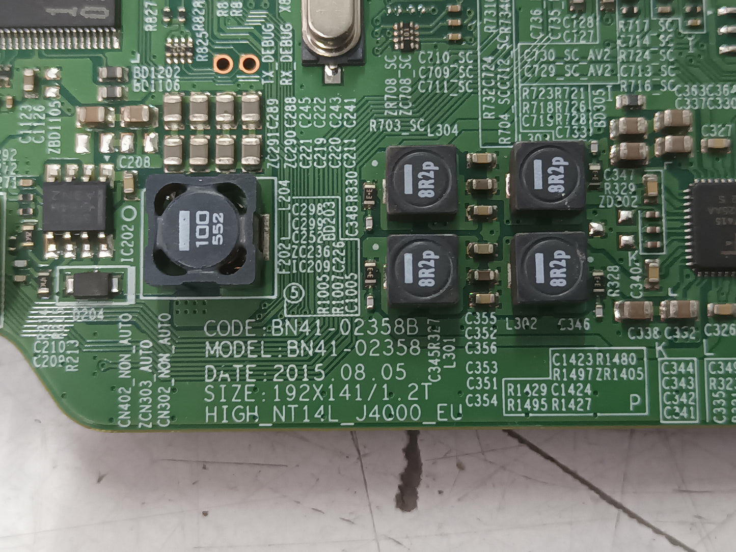 BN94-08202C, de Samsung UE32J4000AW