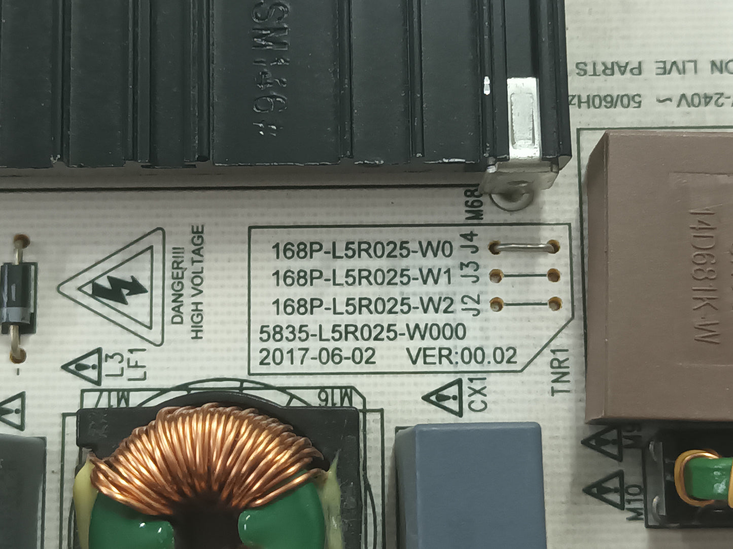 L5R025 de LG49UJ620V