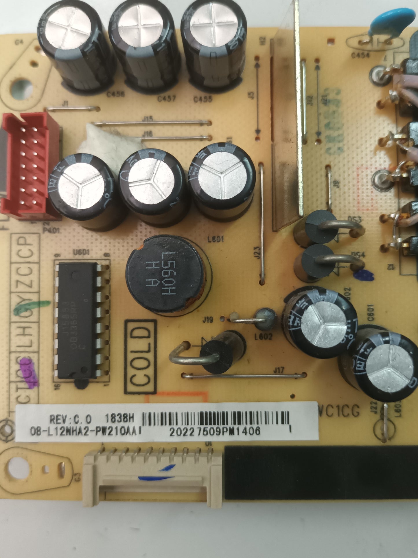 08-L12NHA2-PW210AA, de TV THOMSON 48UD4606,