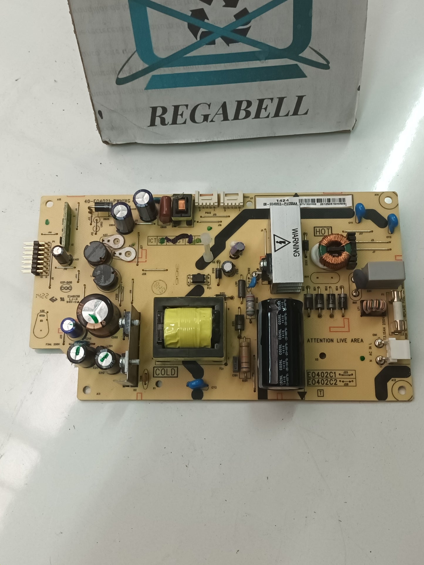 40-E04021-PWA1XG, de TCL 40E3003F