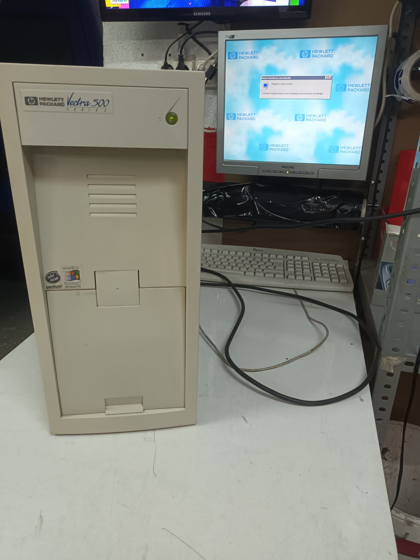 HP VECTRA 500 (n-3)
