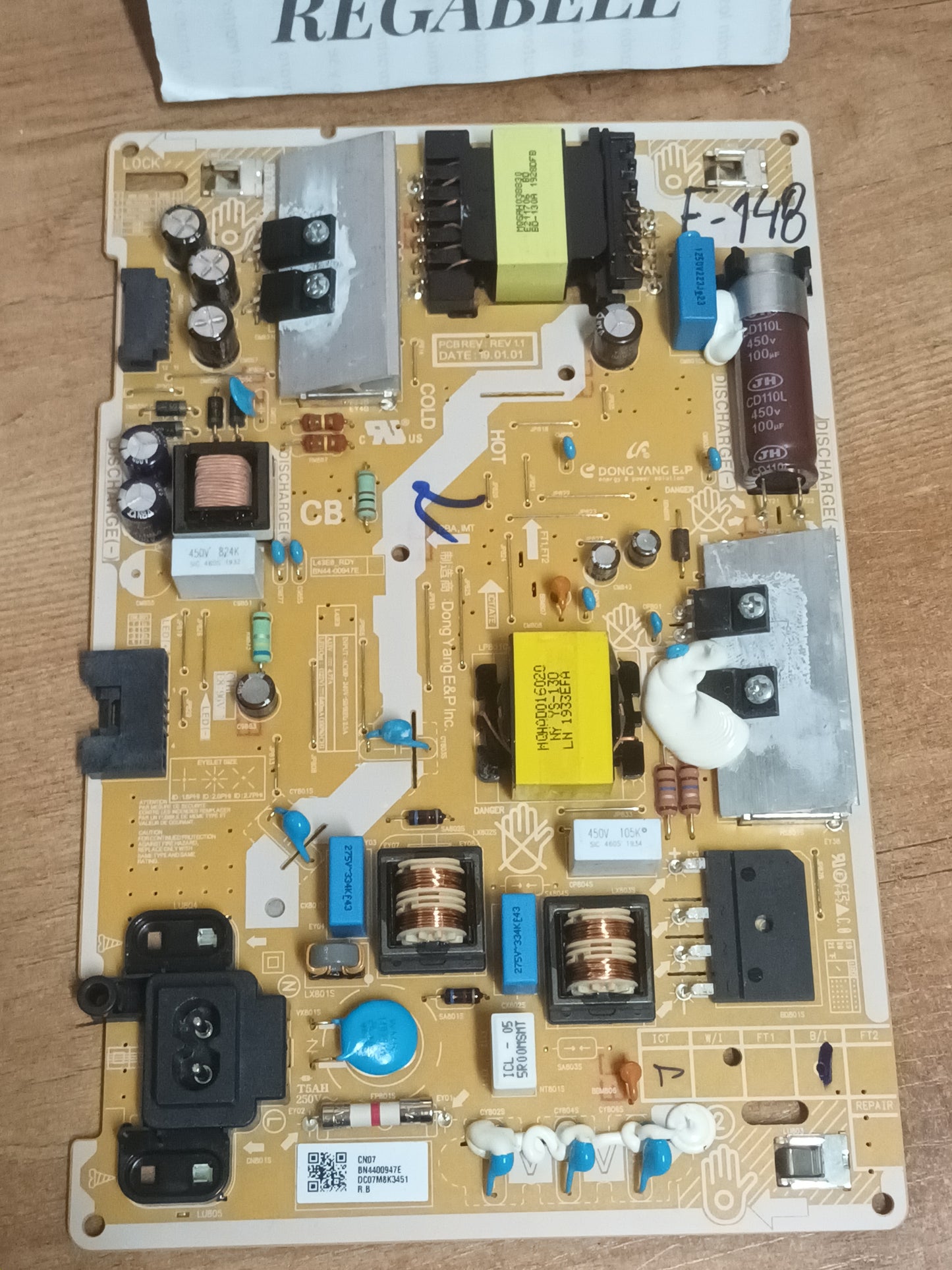 BN44-00947E, de Samsung QE43Q60RAT