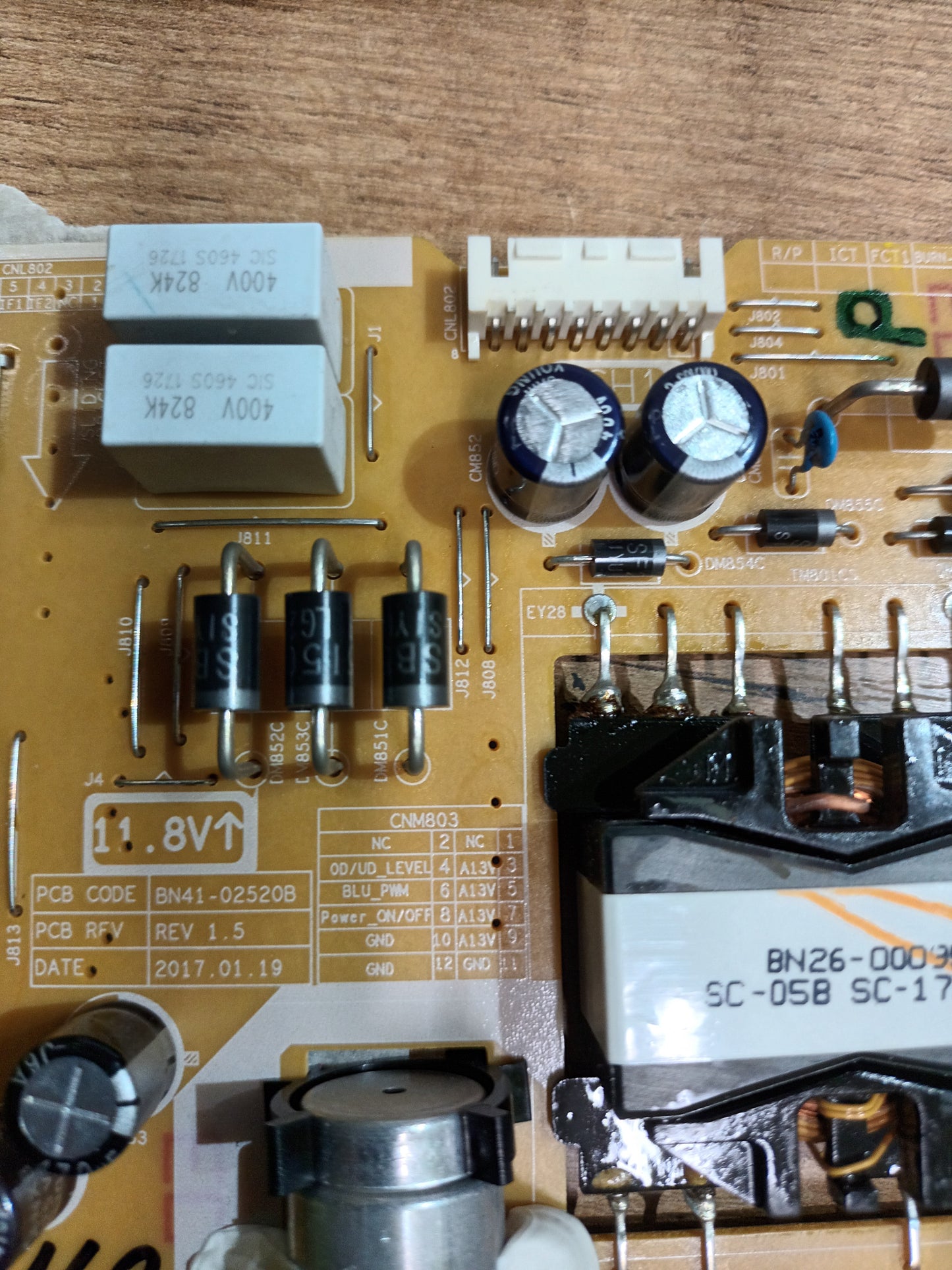 BN41-02520B-BN94-10883B, de TV Samsung UE32M5505AK
