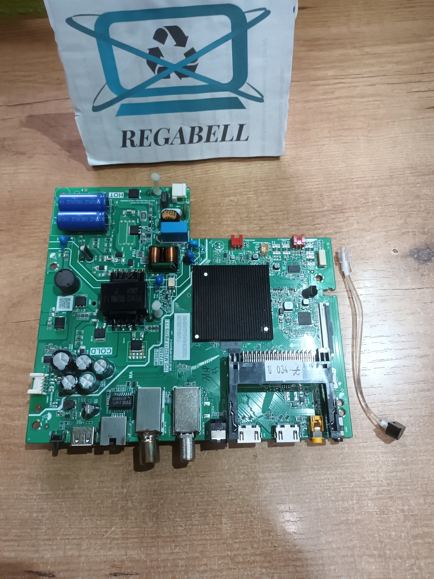 PLACA MAIN,TPD.MT9221T.PB775 T, de tv TCL32S5200,