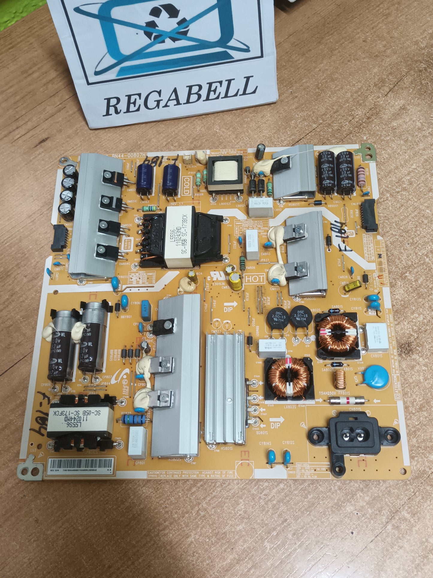 BN44-00807H, de Samsung UE49MU6205K