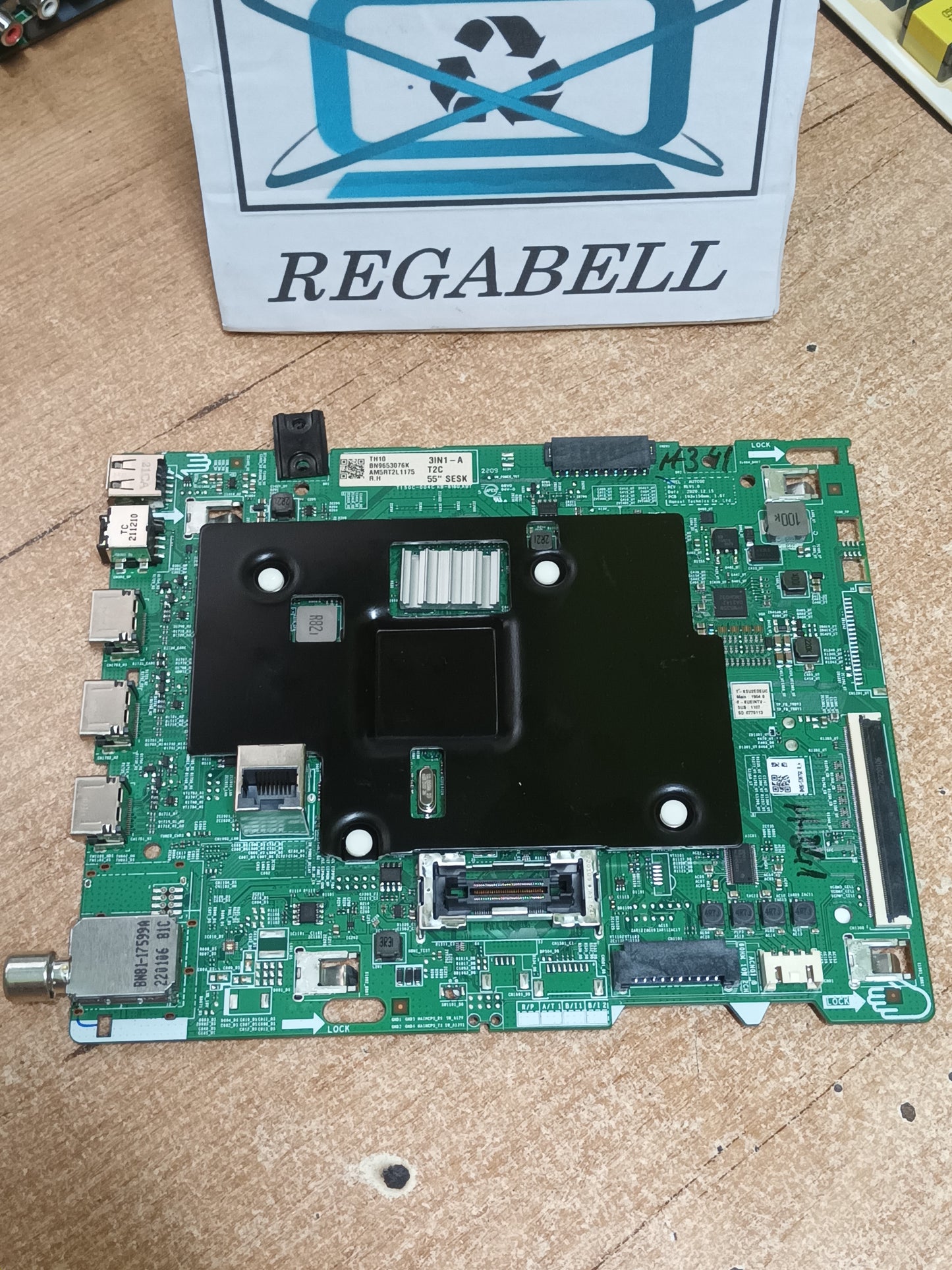 Placa main, BN96-53076K, NUEVA SIN USAR de tv SAMSUNG UE55AU7105K