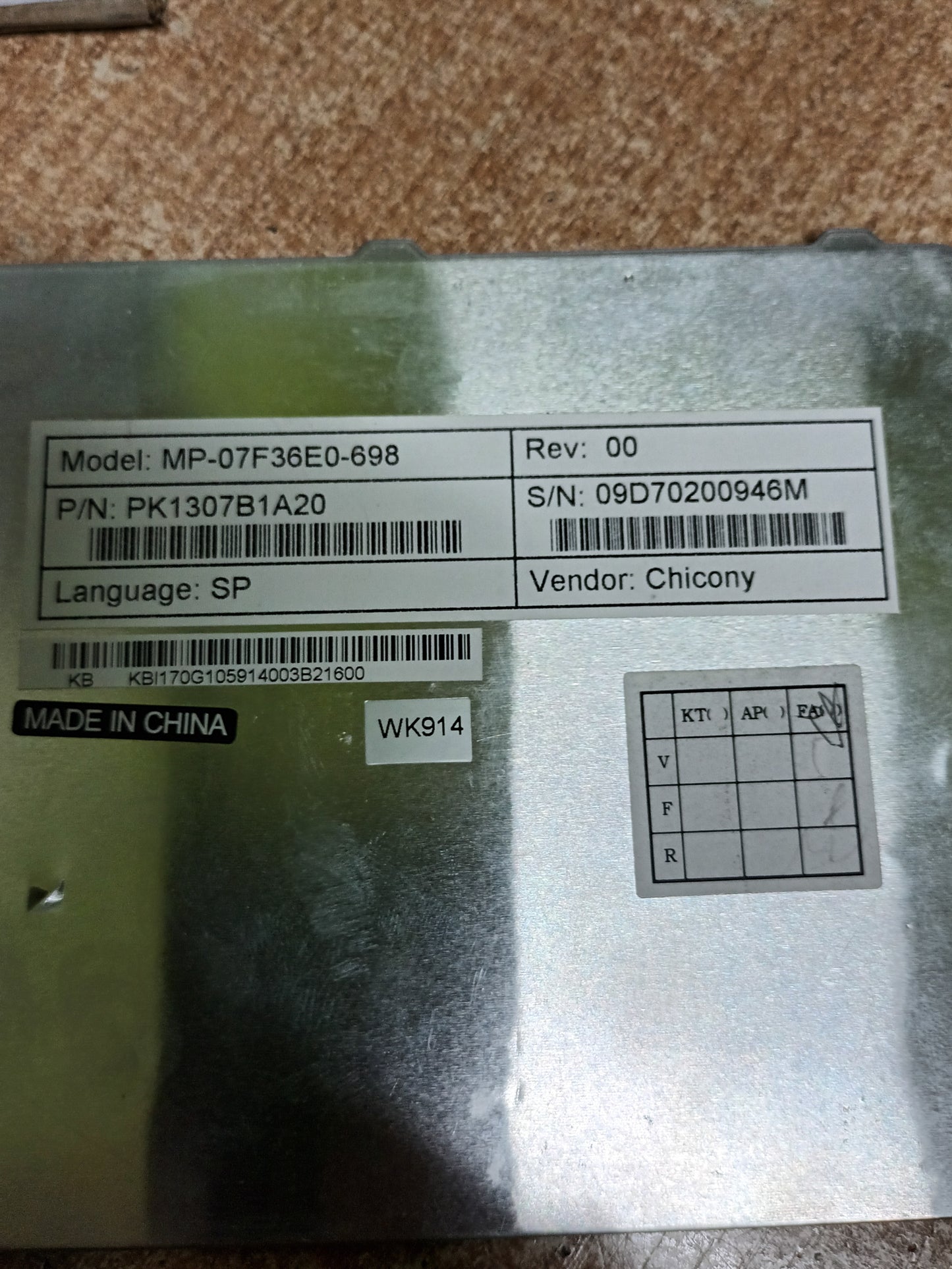 TECLADO DE P. BELL TJ 71, MODELO: MP-07F36E0-4424H,