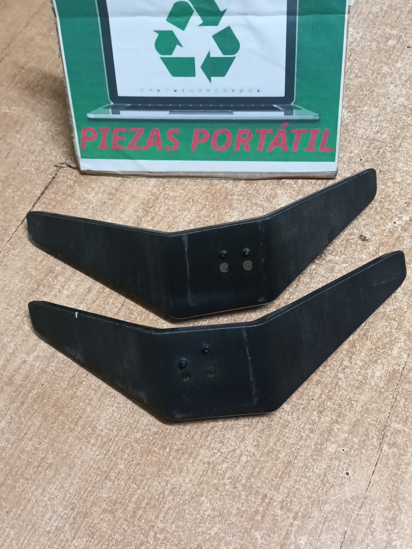 PIES TV PHILIPS 40PFH4101/88, (ref.-15)