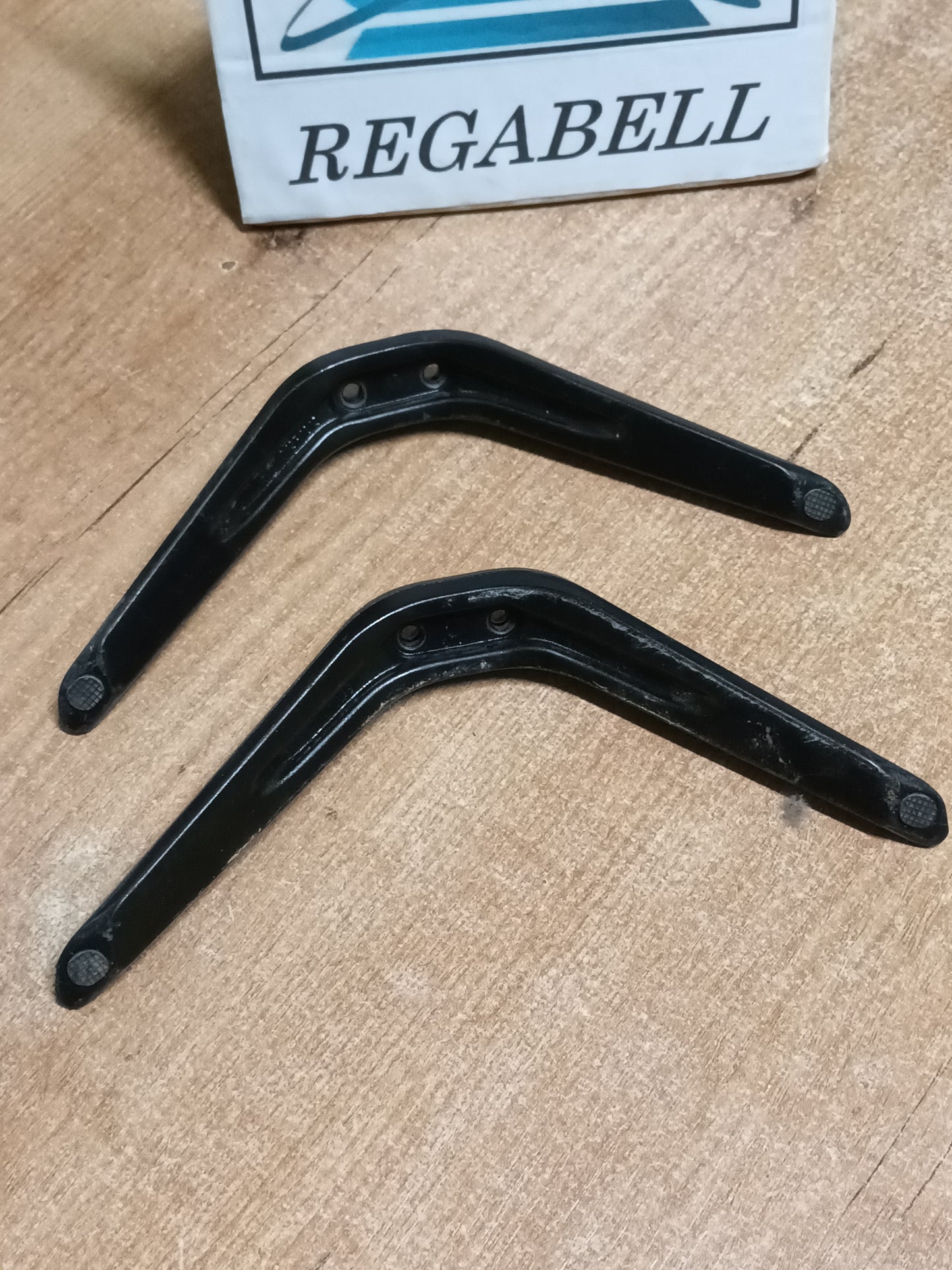 soporte de tv POLAROID DE 32 Y 40"