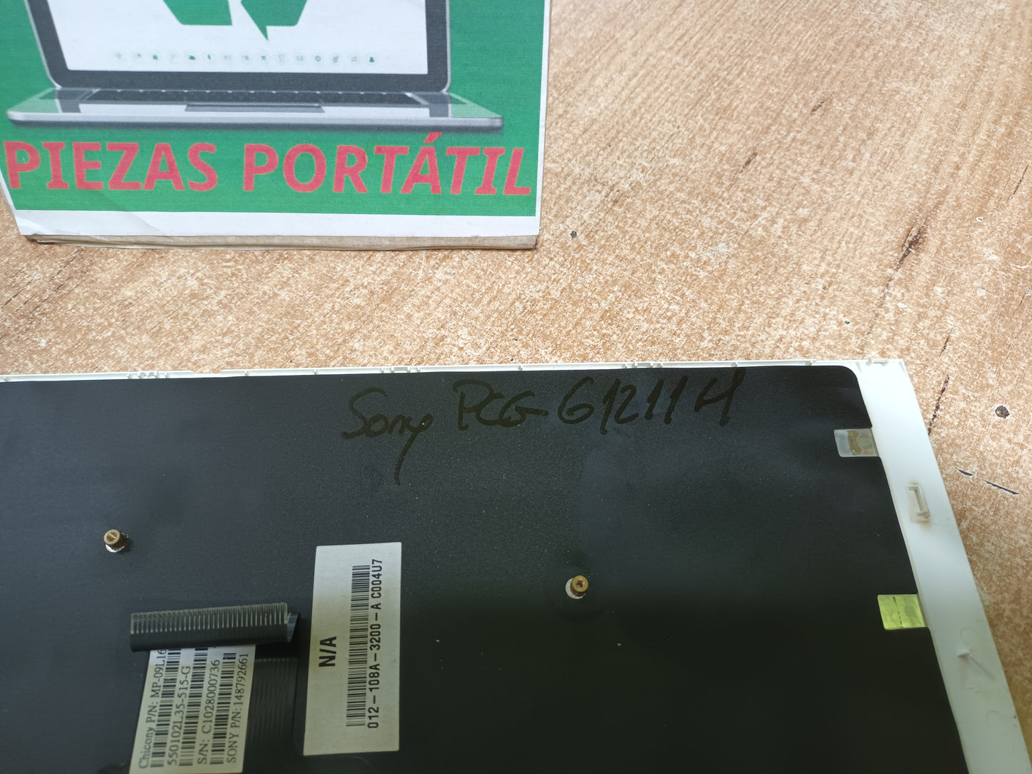 TECLADO SONY PCG-61211M, REFERENCIA: 148792661
