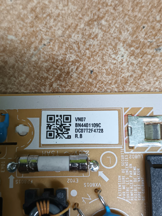 BN44-01109C, NUEVA SIN USAR, de TV SAMSUNG UE43BU8000K,