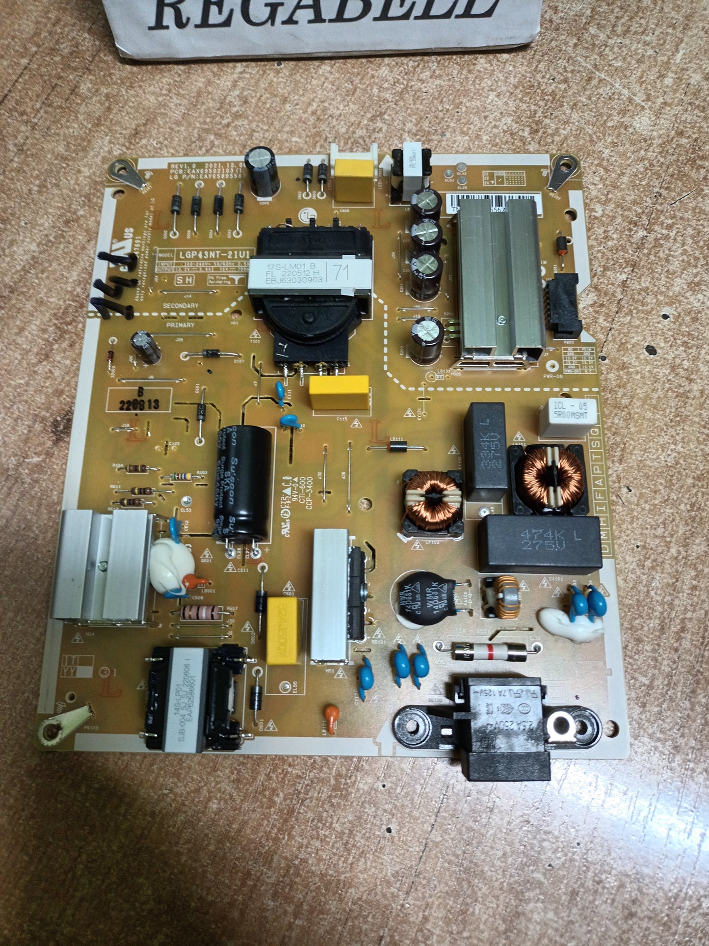 EAX69502103(1.0), nueva sin usar, de TV LG 43UQ80006LB,