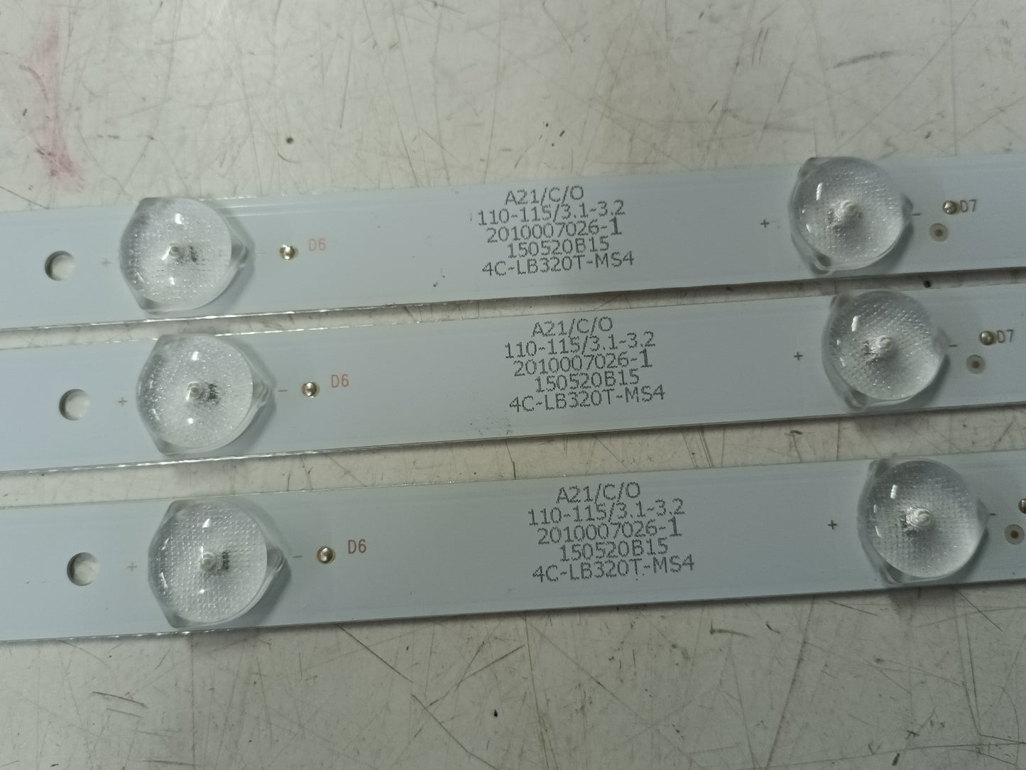 TCL H32B3803, TIRAS DE LED (ref,12)