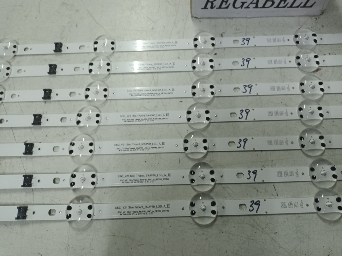 LG55UP77006LB, KIT TIRAS LED (ref,39)