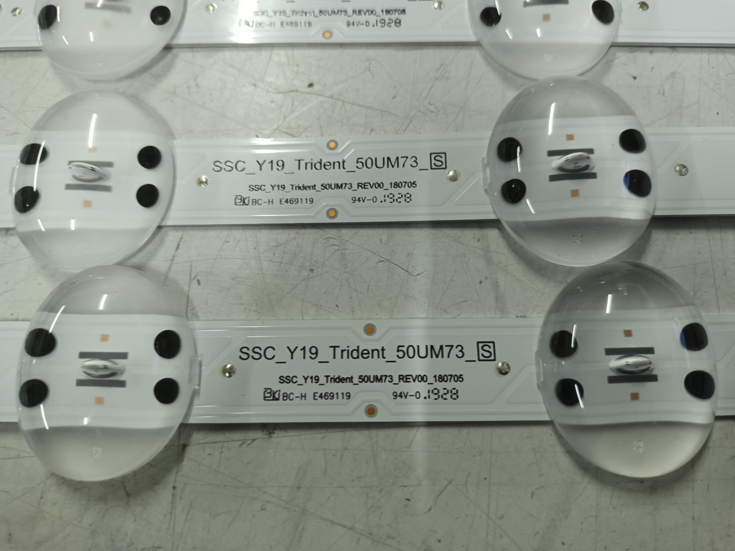 LG50UM7450PLA, KIT 4 TIRAS LED (ref,46)