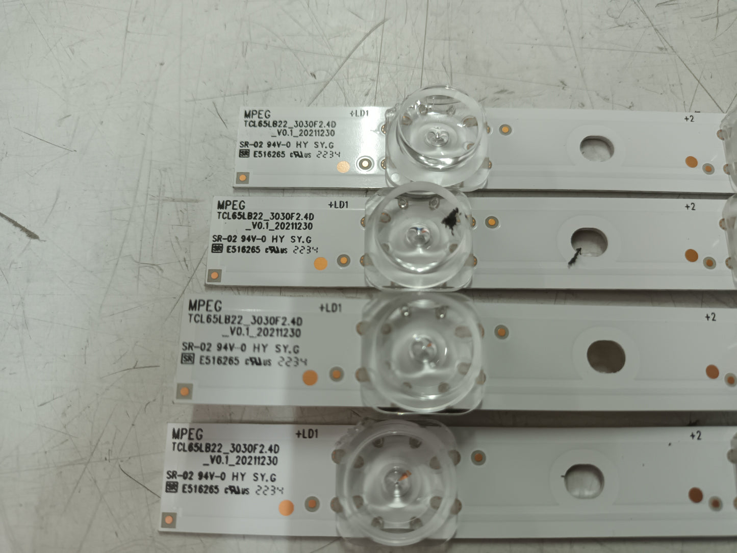 KIT 4 tiras de retroiluminación de TCL 65P635,