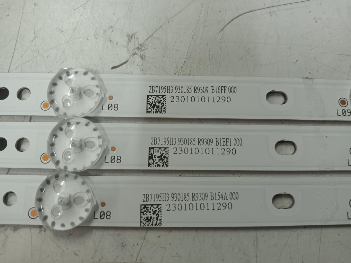 TV ENGEL DE 40", KIT TIRAS LED (ref,67)
