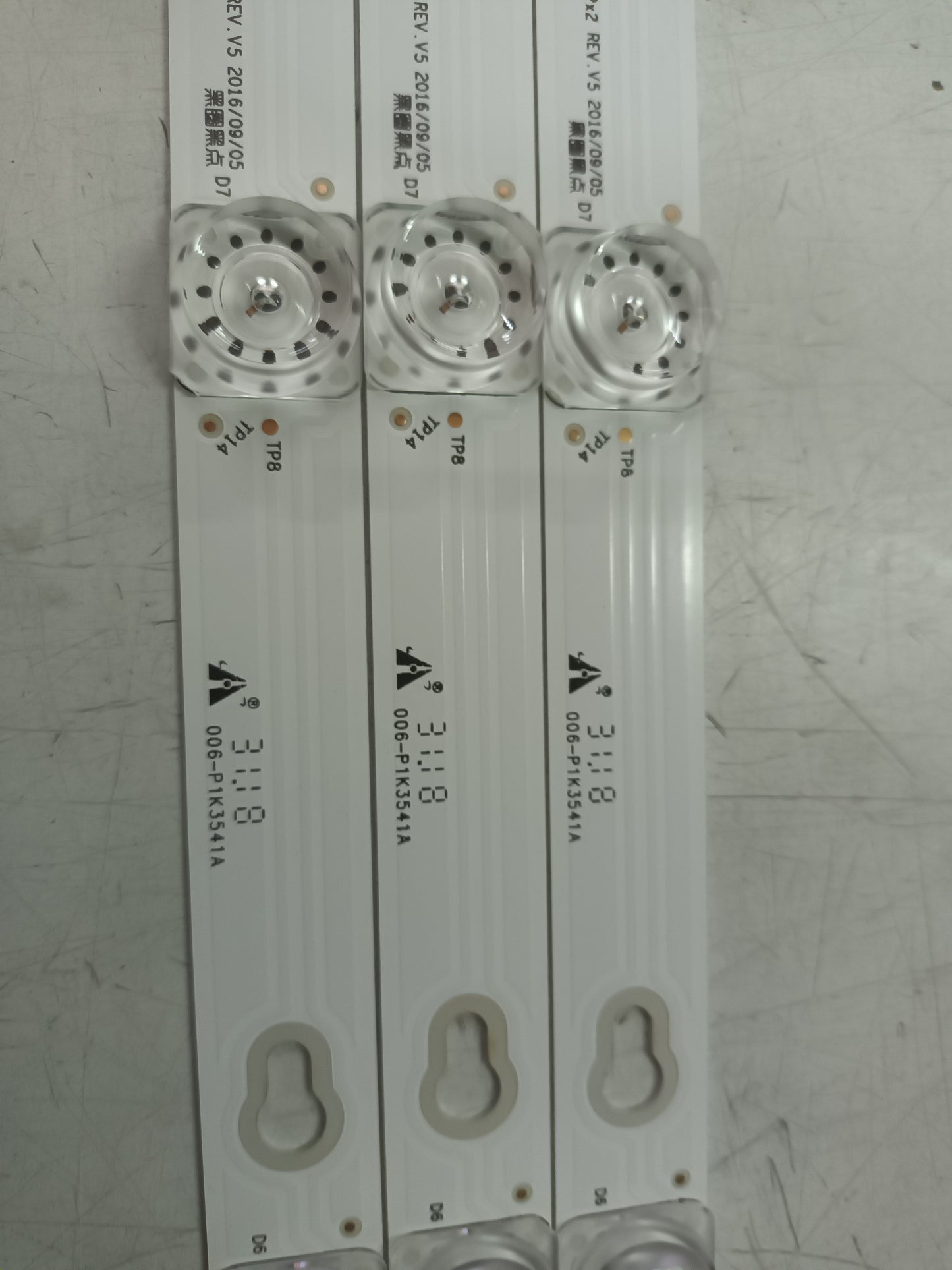 THOMSON 40FD5406, KIT TIRAS LED, (ref,88)