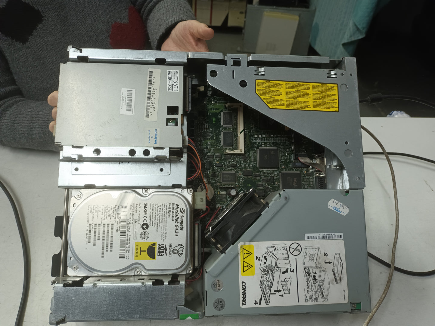HP COMPAC DESKPRO EN, SERIES SFF (N-23)