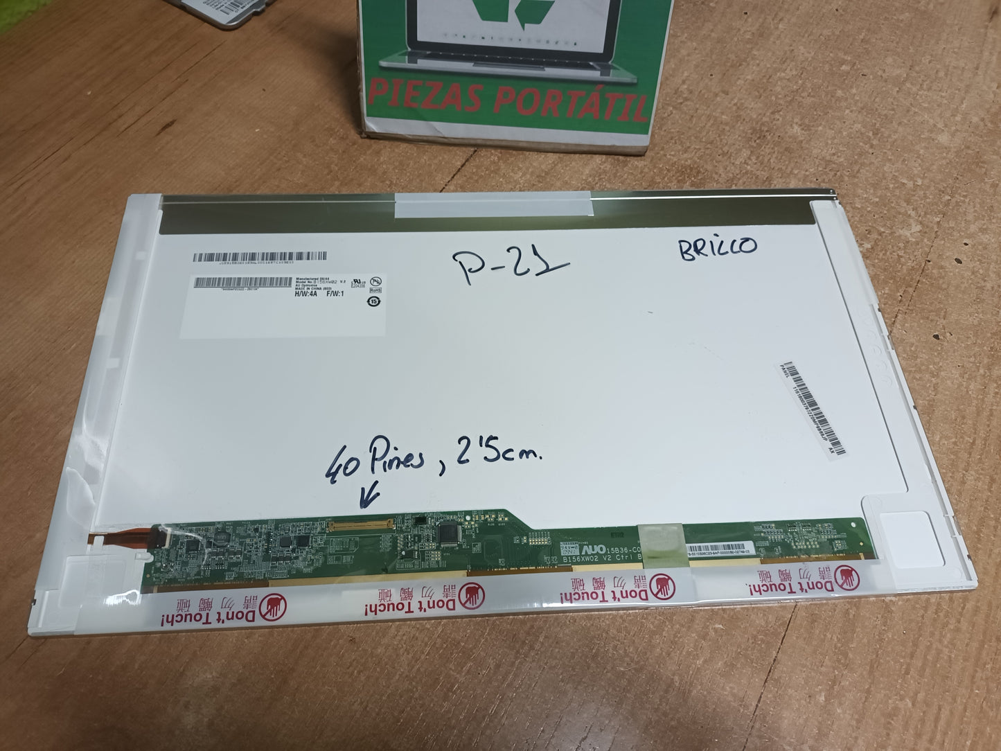 Pantalla B156XW02 V.2, Brillo, 40 PIN