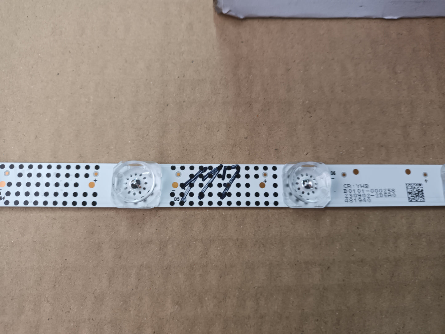 TCL 32S5200, KIT TIRAS LED (ref,117)