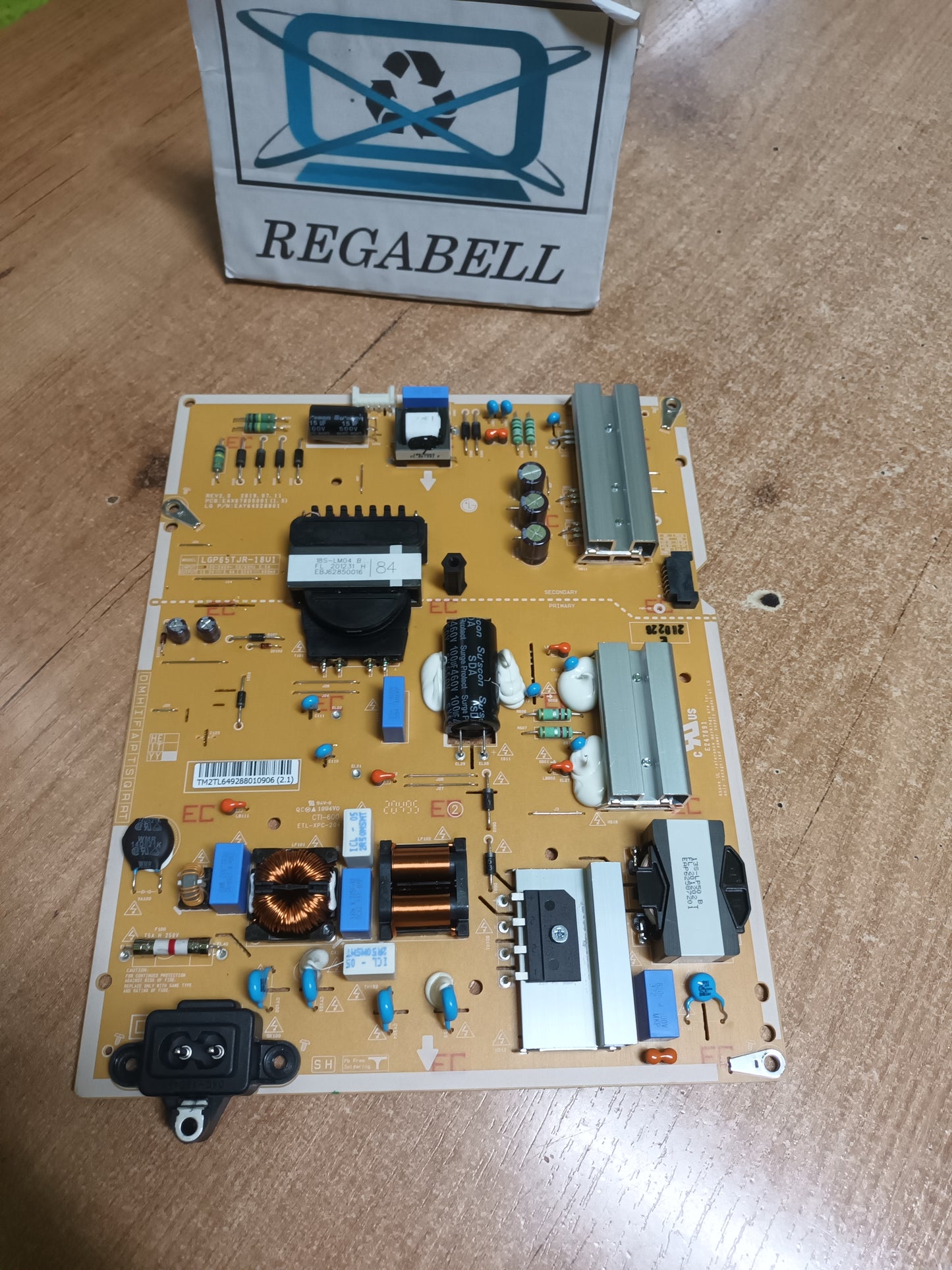 EAX67805001(1.5), NUEVA SIN USAR, de tv LG65UN711C0ZB,