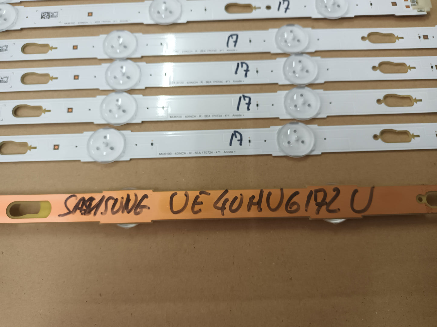 KIT 10 tiras de retroiluminación de SAMSUNG UE40MU6172U