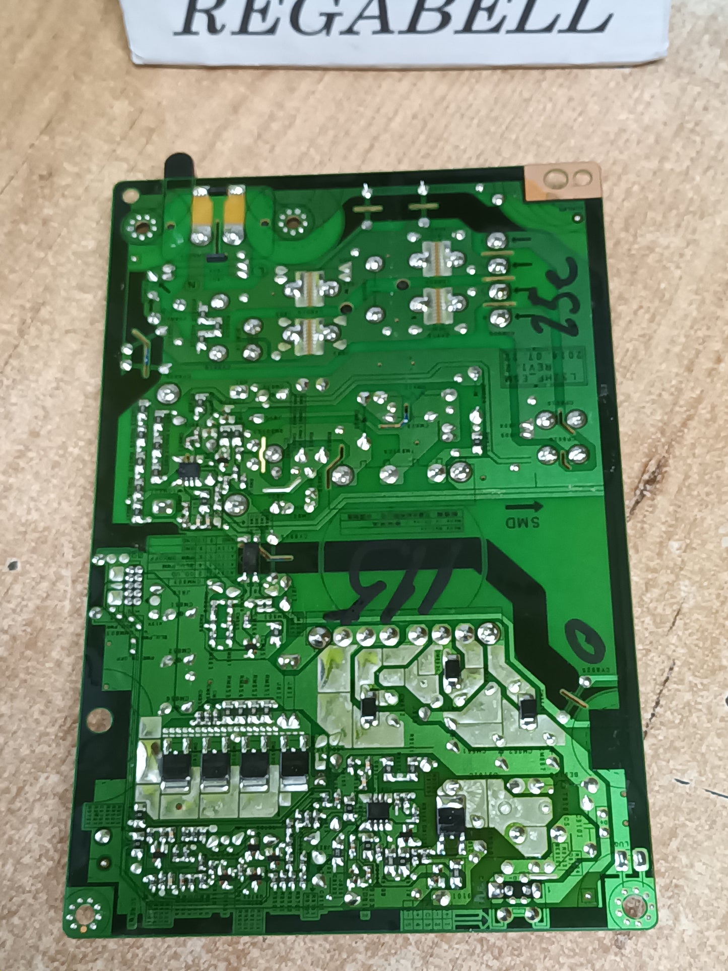 BN44-00768A, de Samsung UE32H5303AW