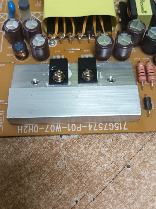 715G7574-P01-W07-0H2H, de LG43LJ500V