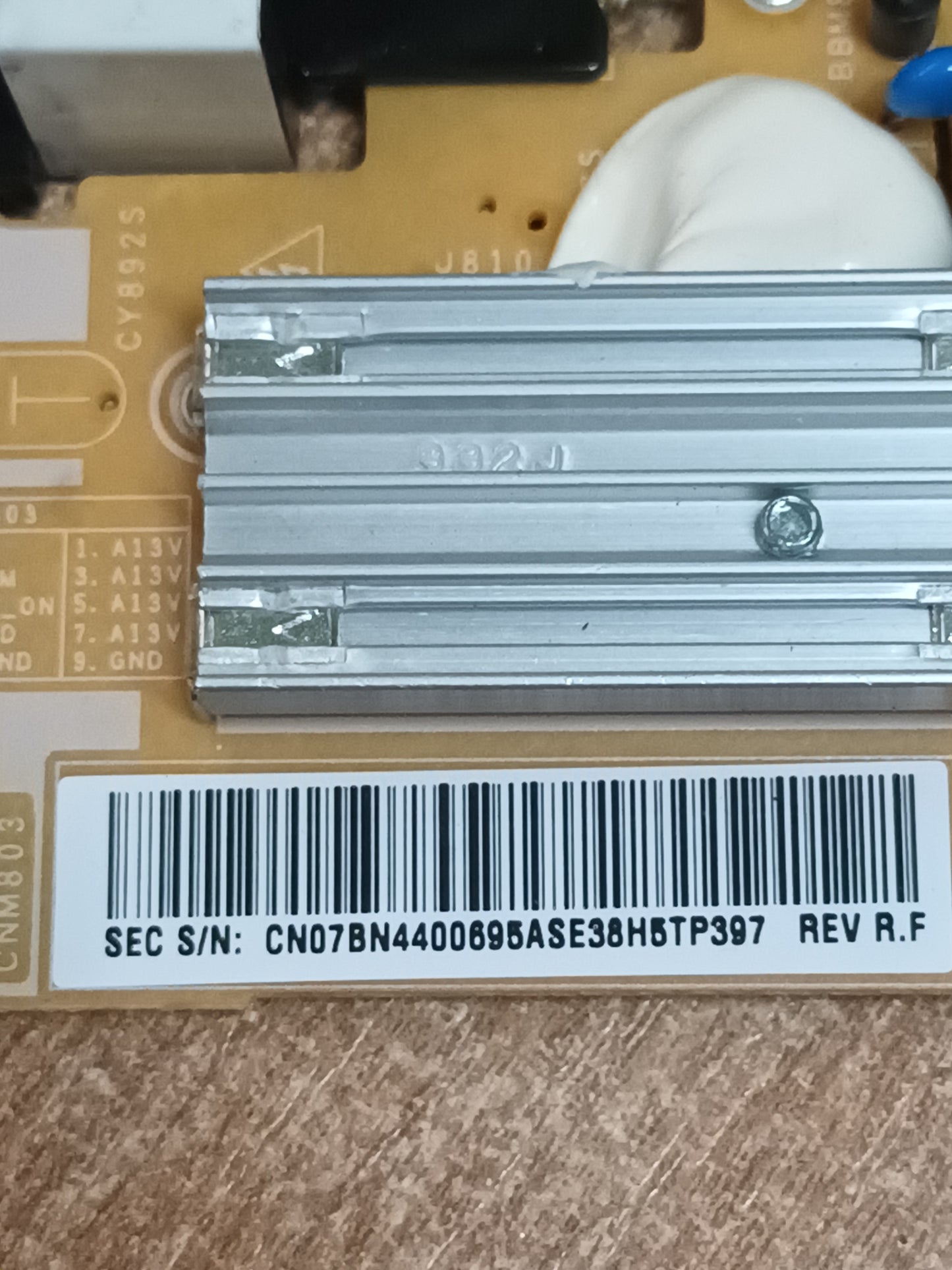 BN44-00695A, de TV Samsung: UE28J4200AW