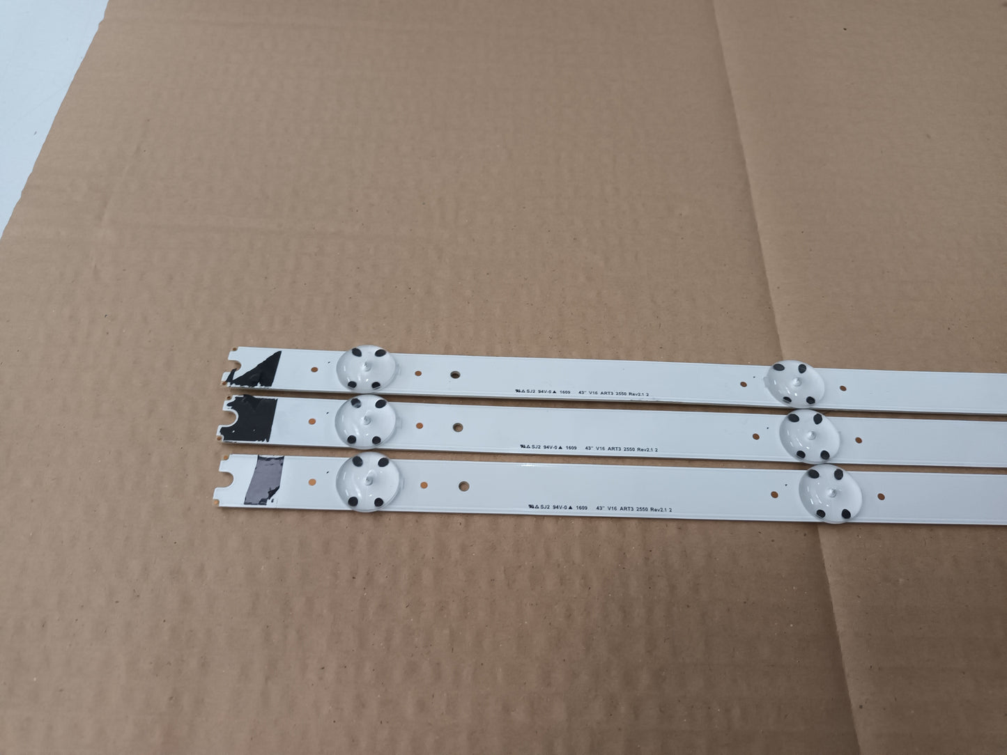 LG43LH604V-ZB, KIT TIRAS LED (ref,8)