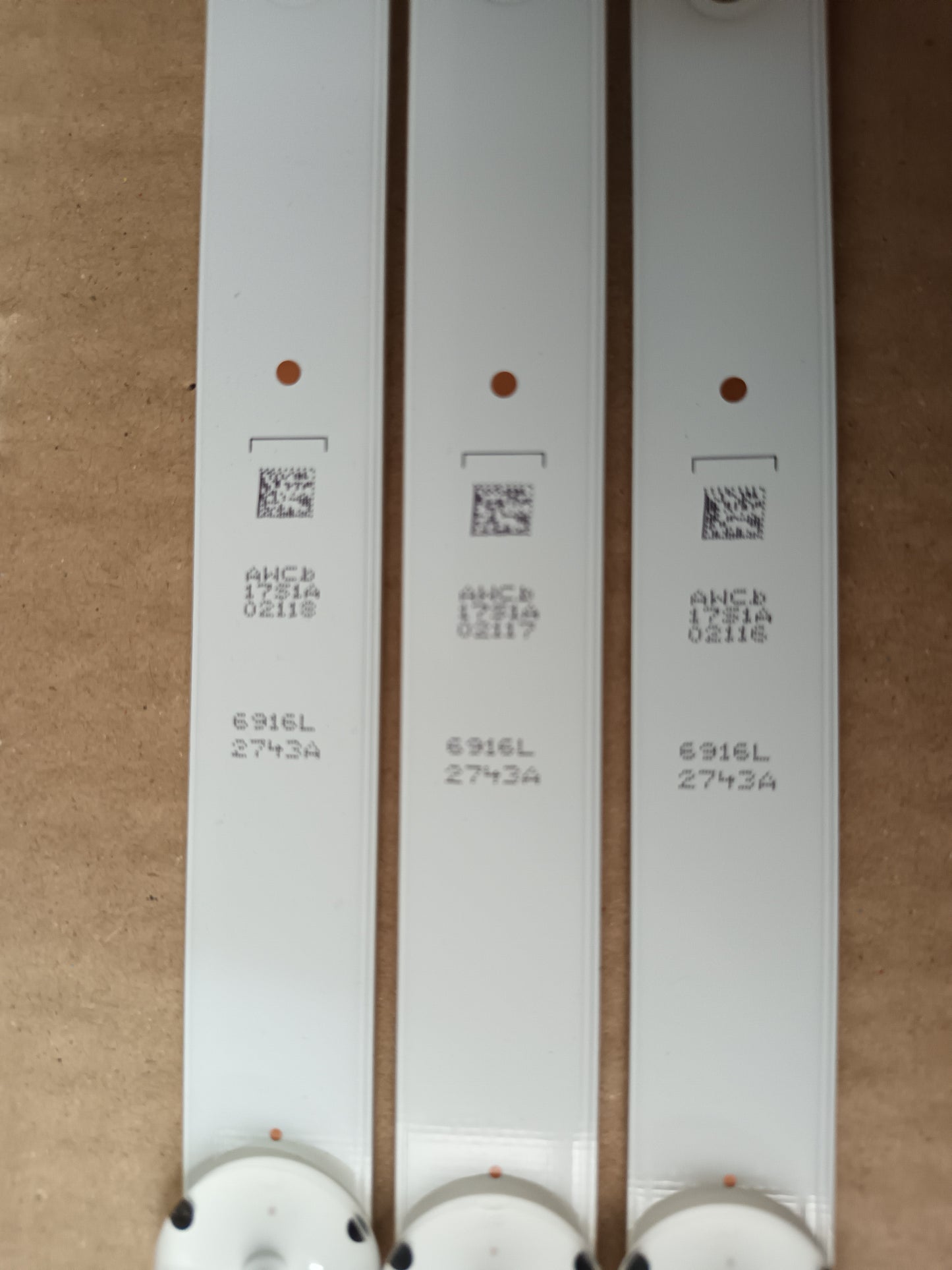 LG43LH510V, KIT TIRAS LED (ref,104)