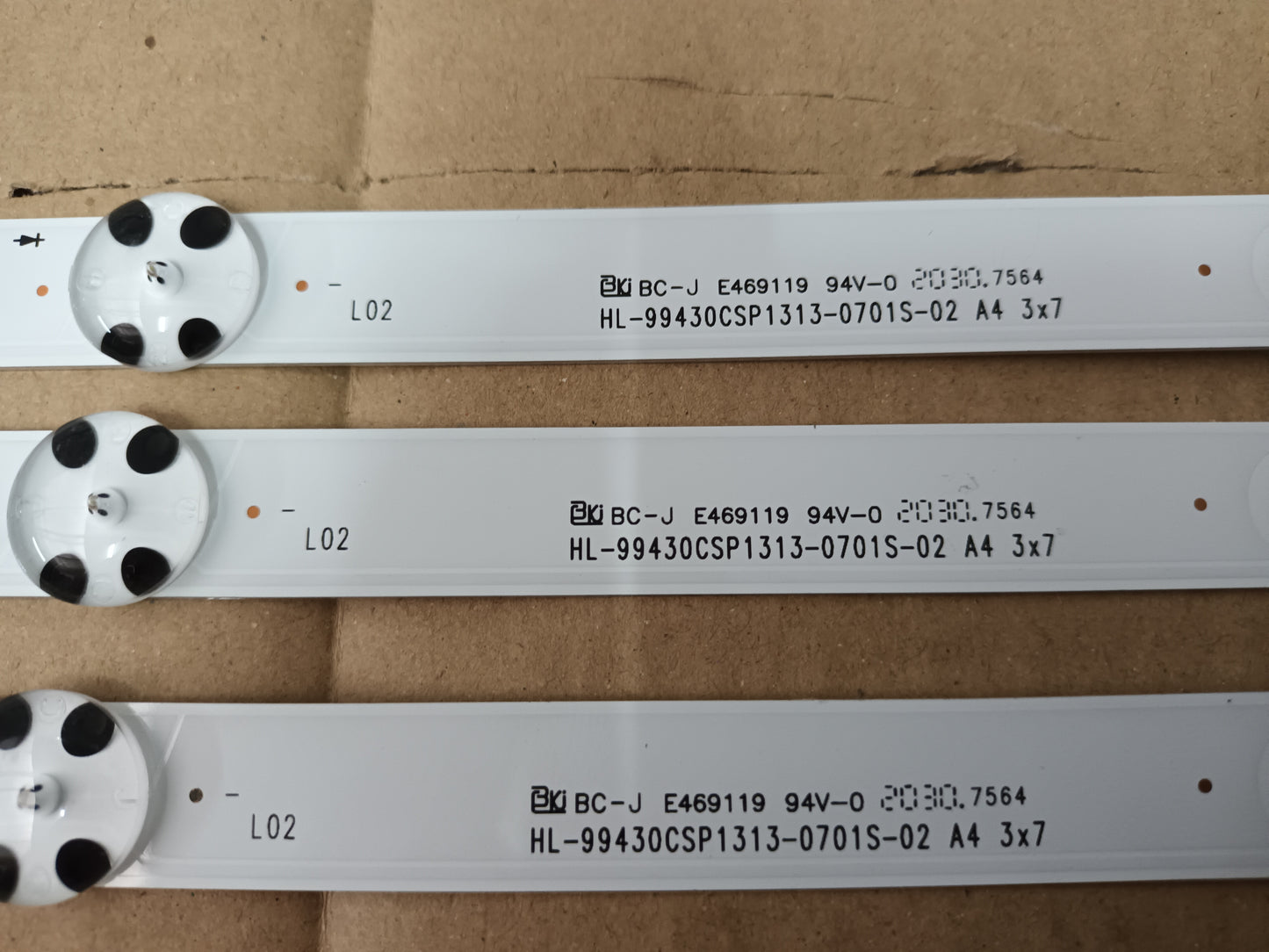 LG43UN71006, KIT TIRAS LED (ref,113)