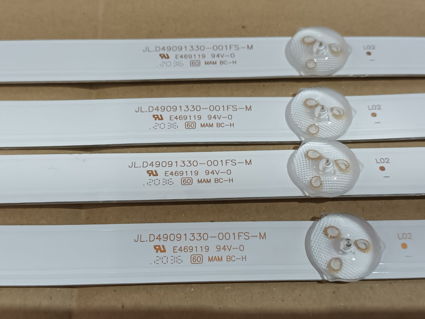 LG49UN710061B, KIT TIRAS LED (ref,132)