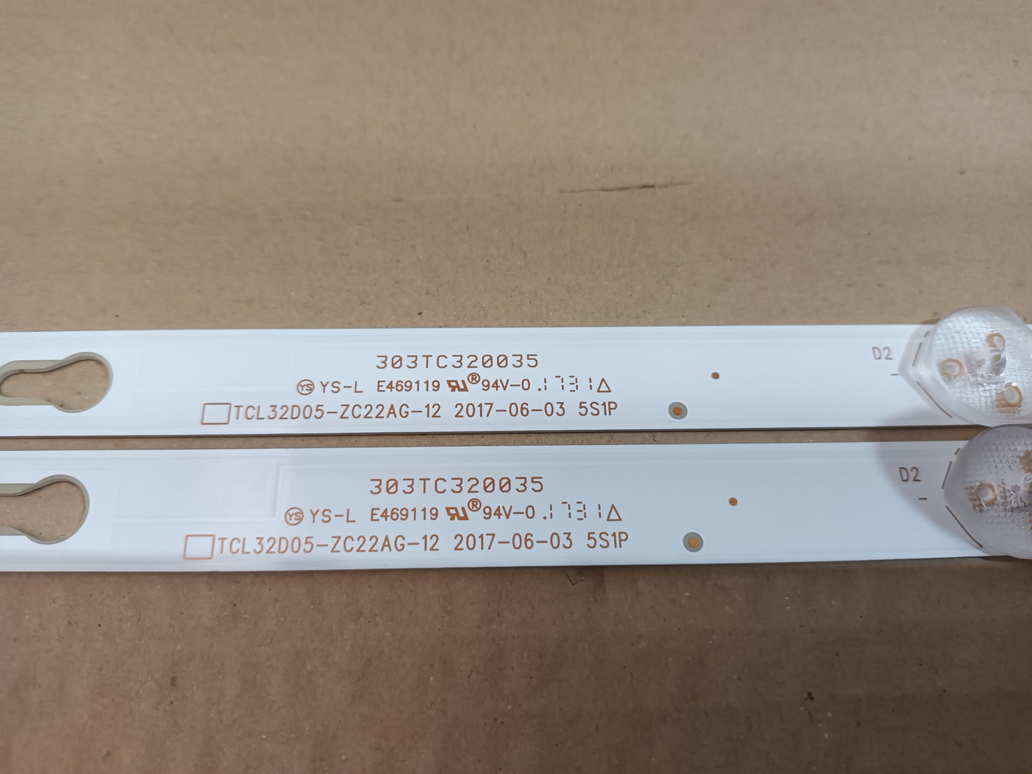 THOMSON 32ES560, KIT TIRAS LED (ref,172)