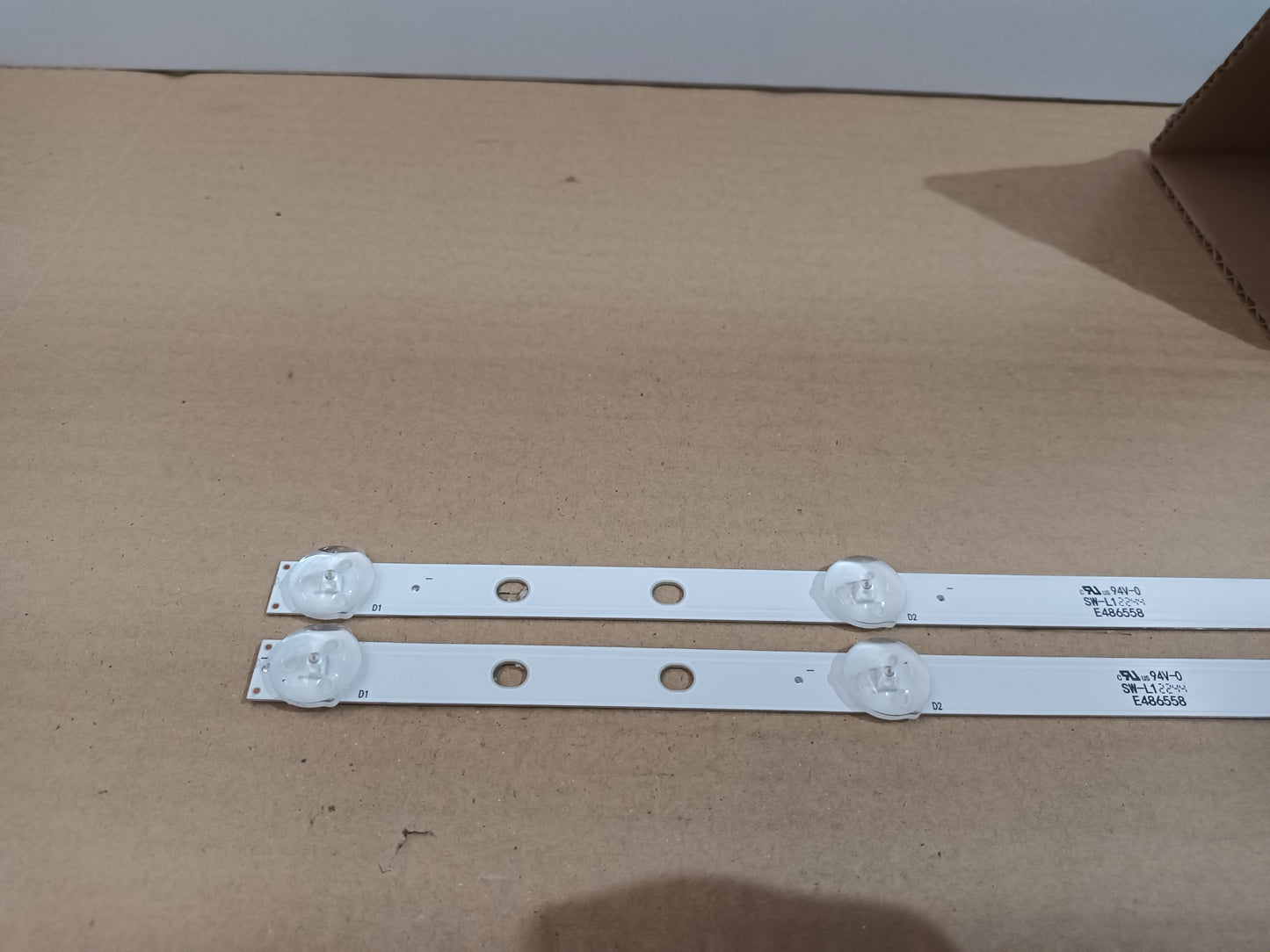 TOSHIBA 32WA3B63DG-2, KIT TIRAS LED (ref,173)