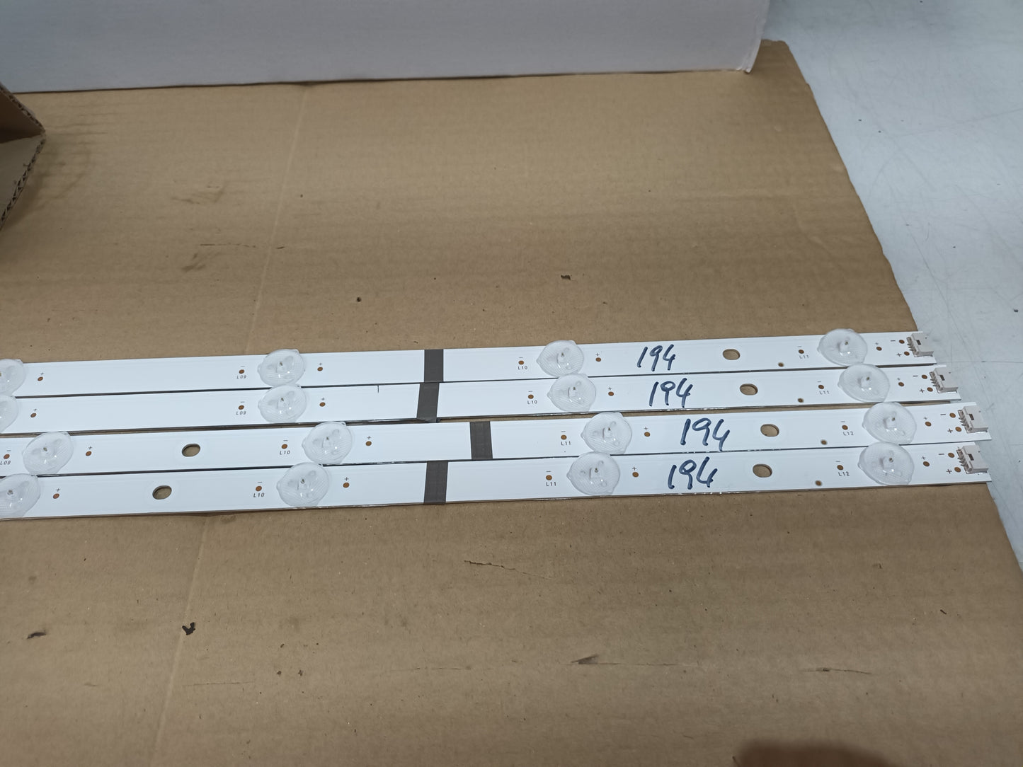 TOSHIBA 55UA3D63DG, KIT TIRA LED (ref,194)