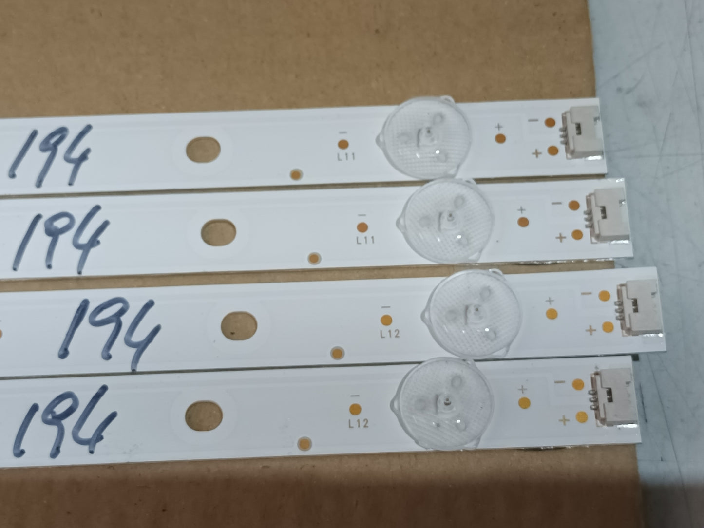 TOSHIBA 55UA3D63DG, KIT TIRA LED (ref,194)