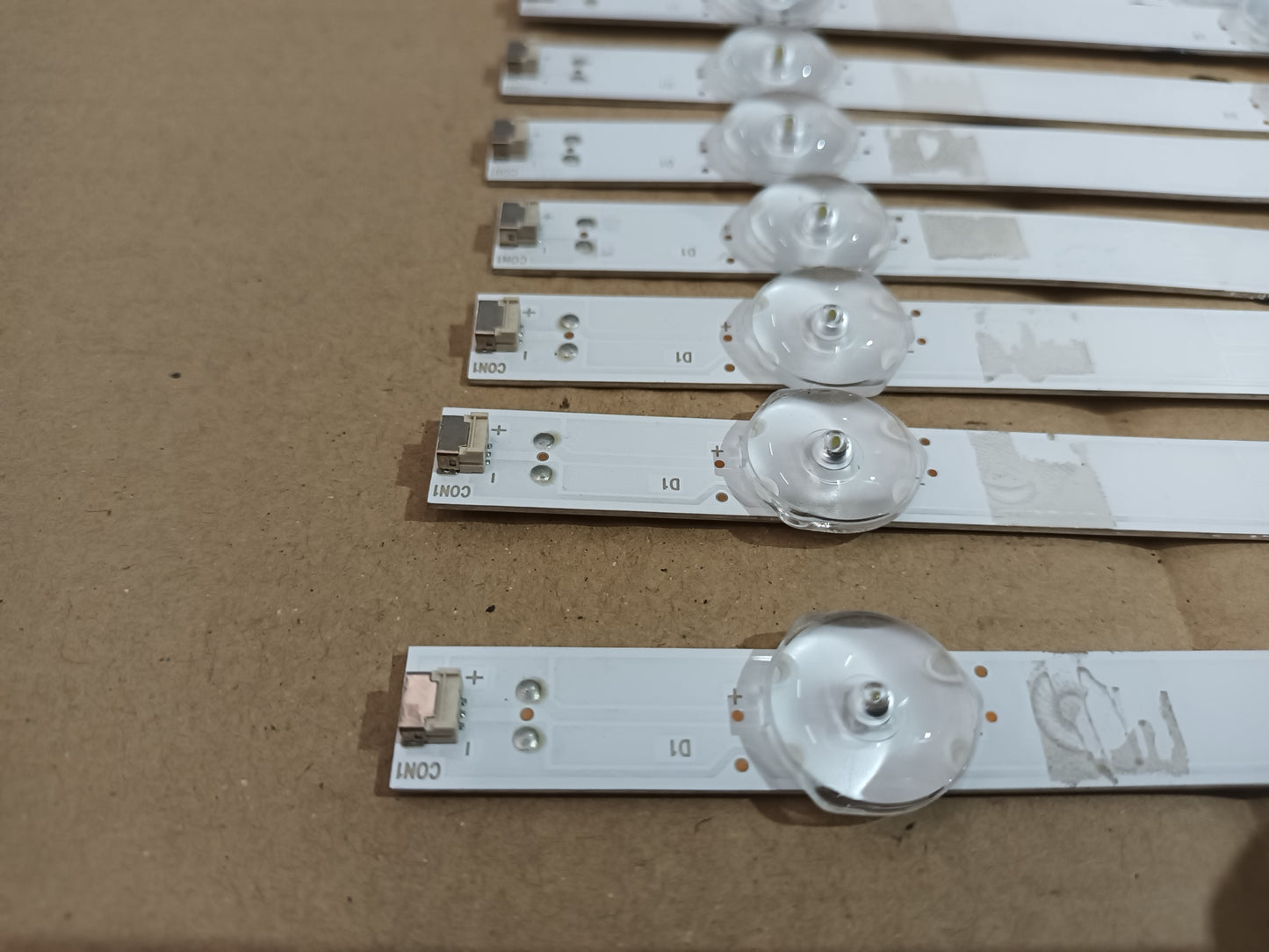 PHILIPS 70PUS8556/12, KIT TIRAS LED (ref,223)