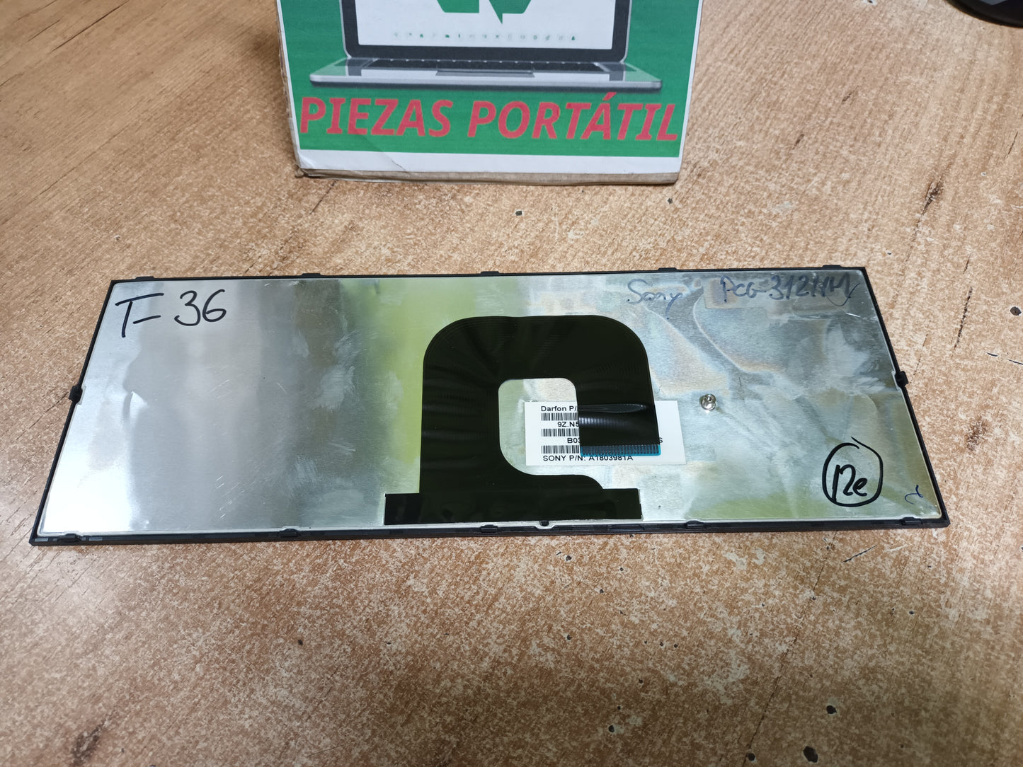 TECLADO SONY PCG-31211M