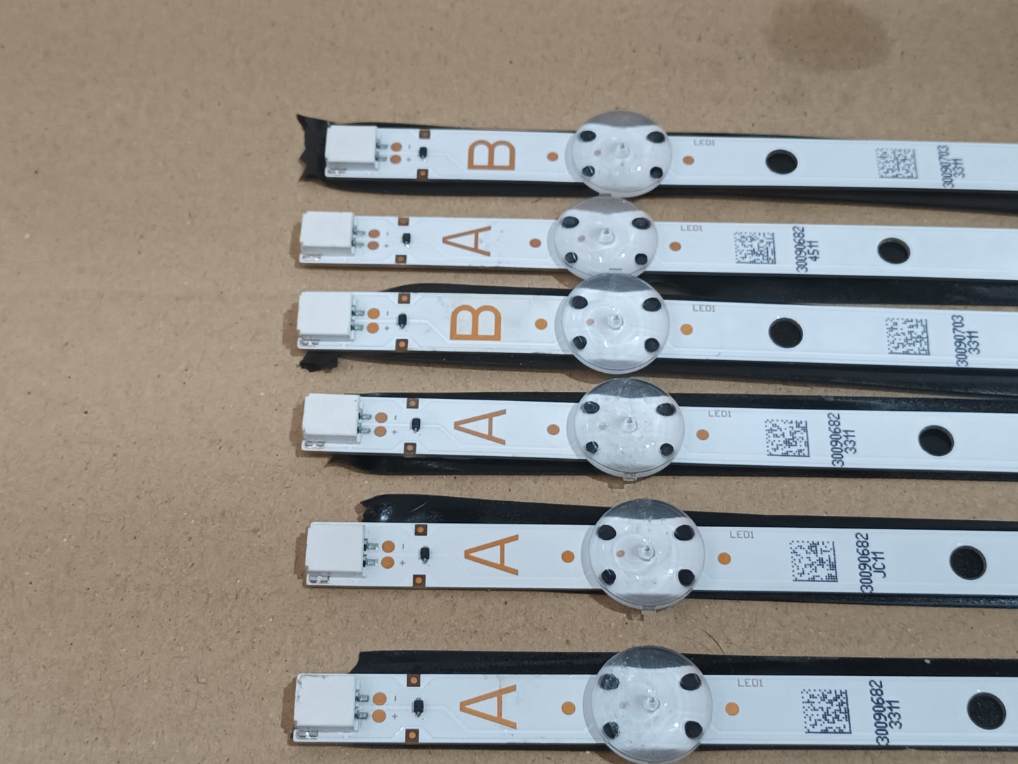 JVC LT-48C780, KIT TIRAS LED (ref,247)