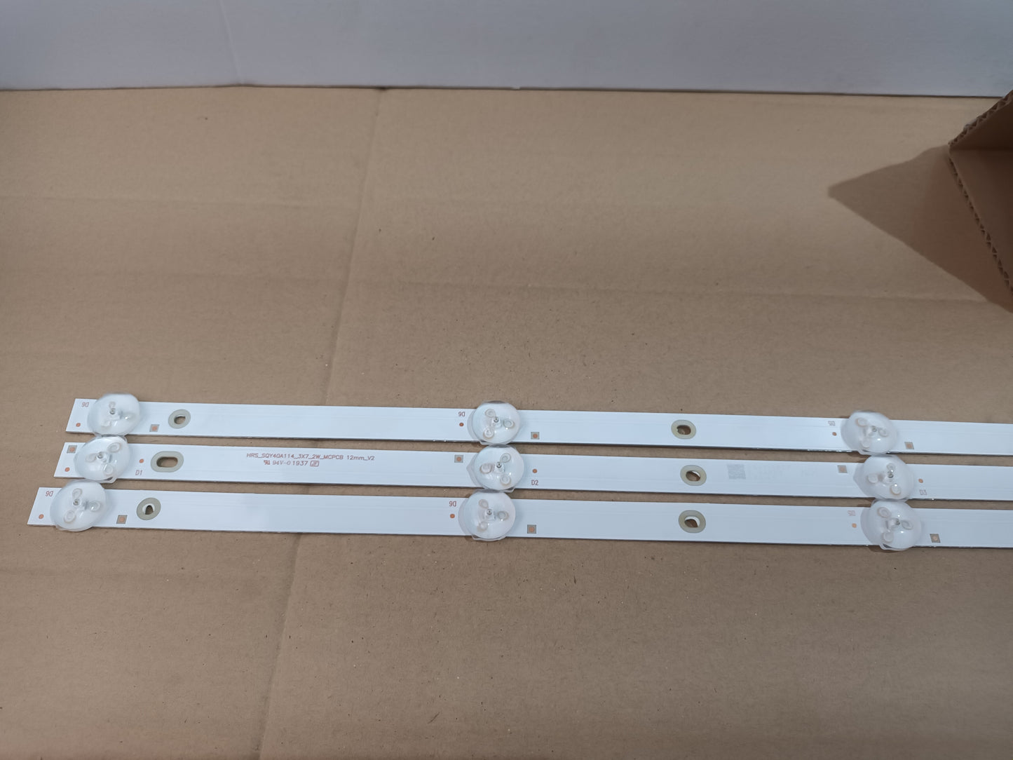 TV MANTA 40LFA19S, KIT TIRAS LED (ref,256)