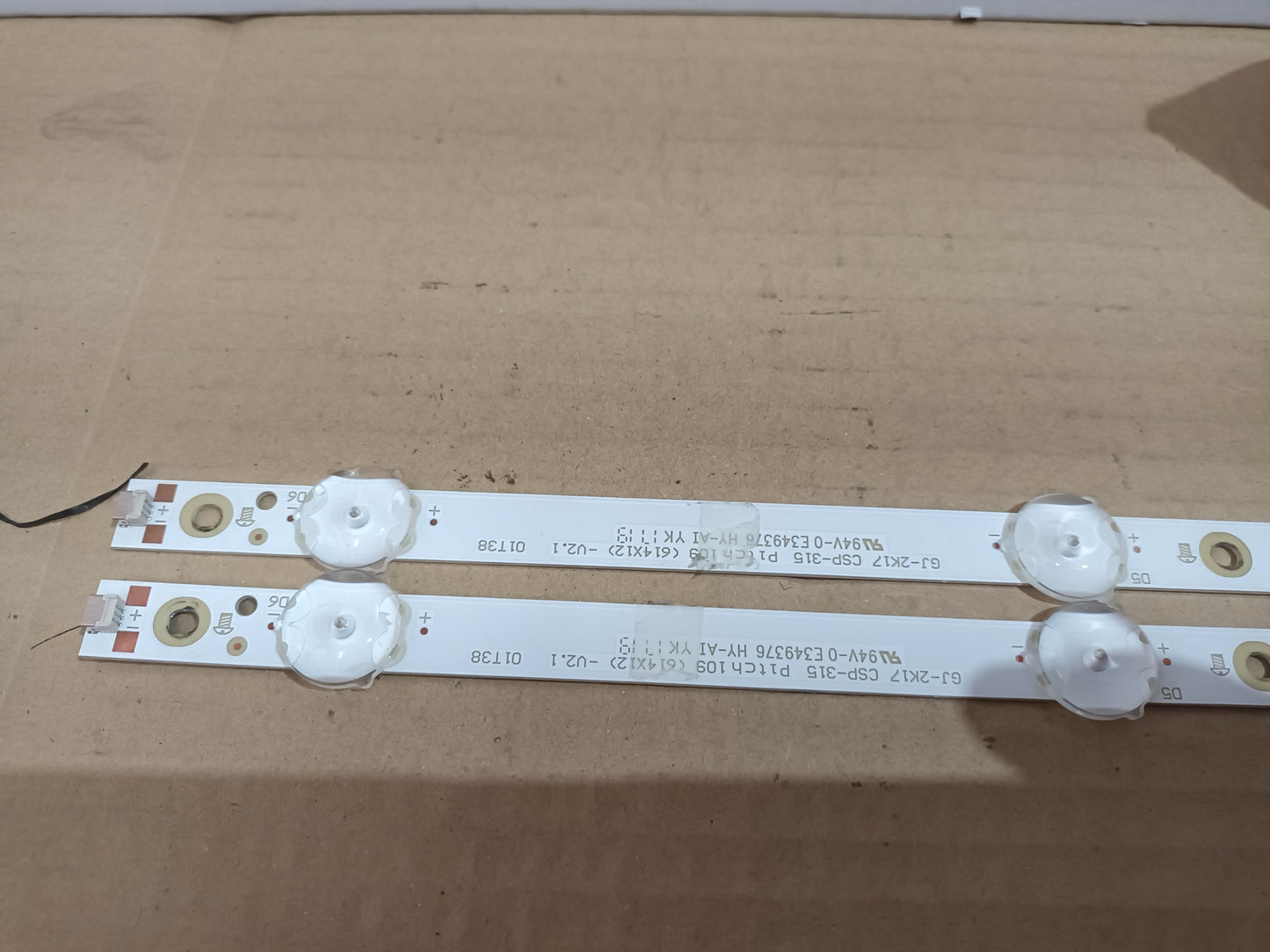 PHILIPS 32PHT4112/12, KIT TIRAS LED (ref,271)