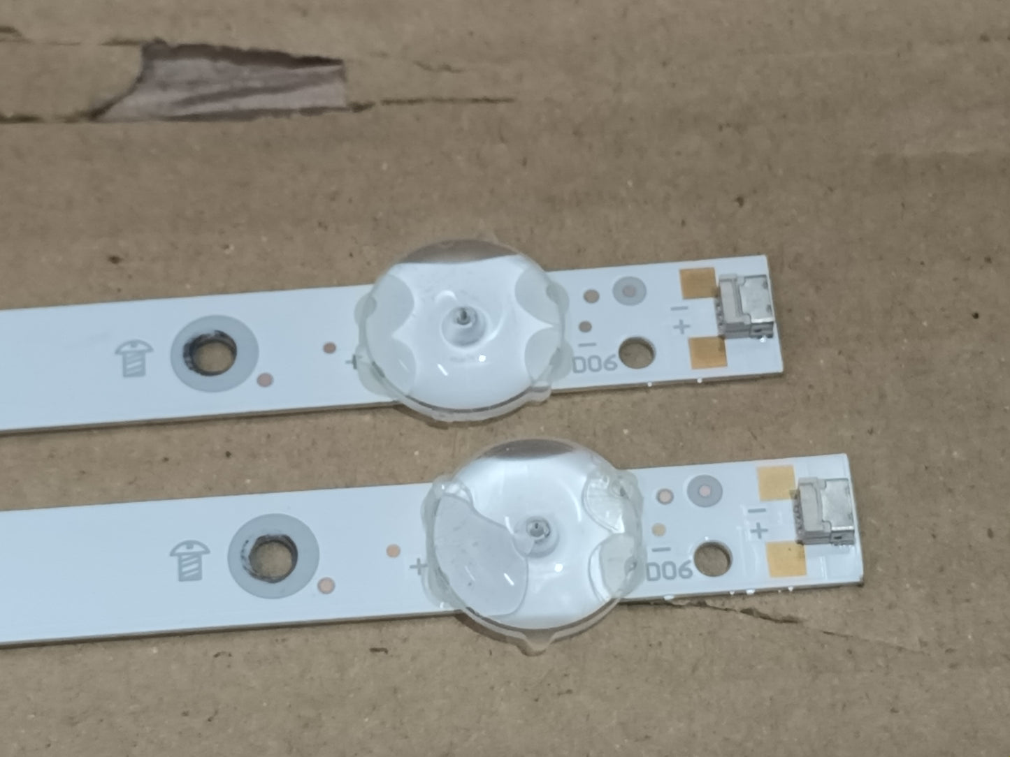 PHILIPS 32PFS5803/12, KIT TIRAS LED (ref,272)