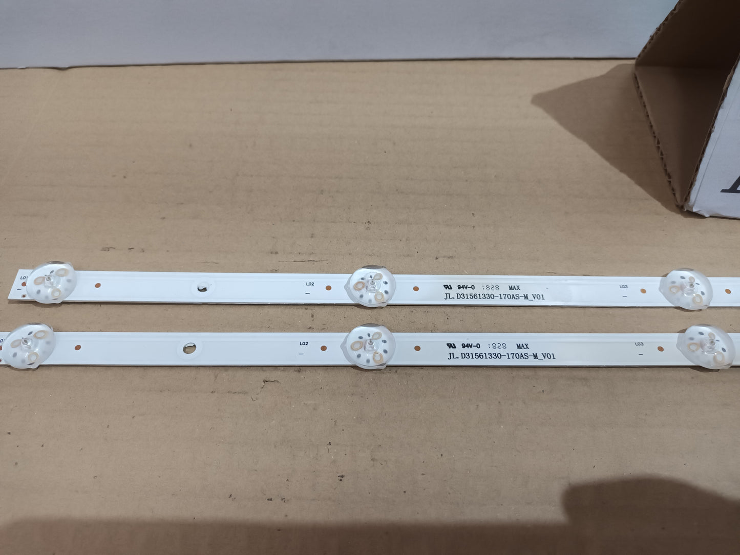 TD SYSTEMS 32DLM8HS, KIT TIRAS LED (ref,278)