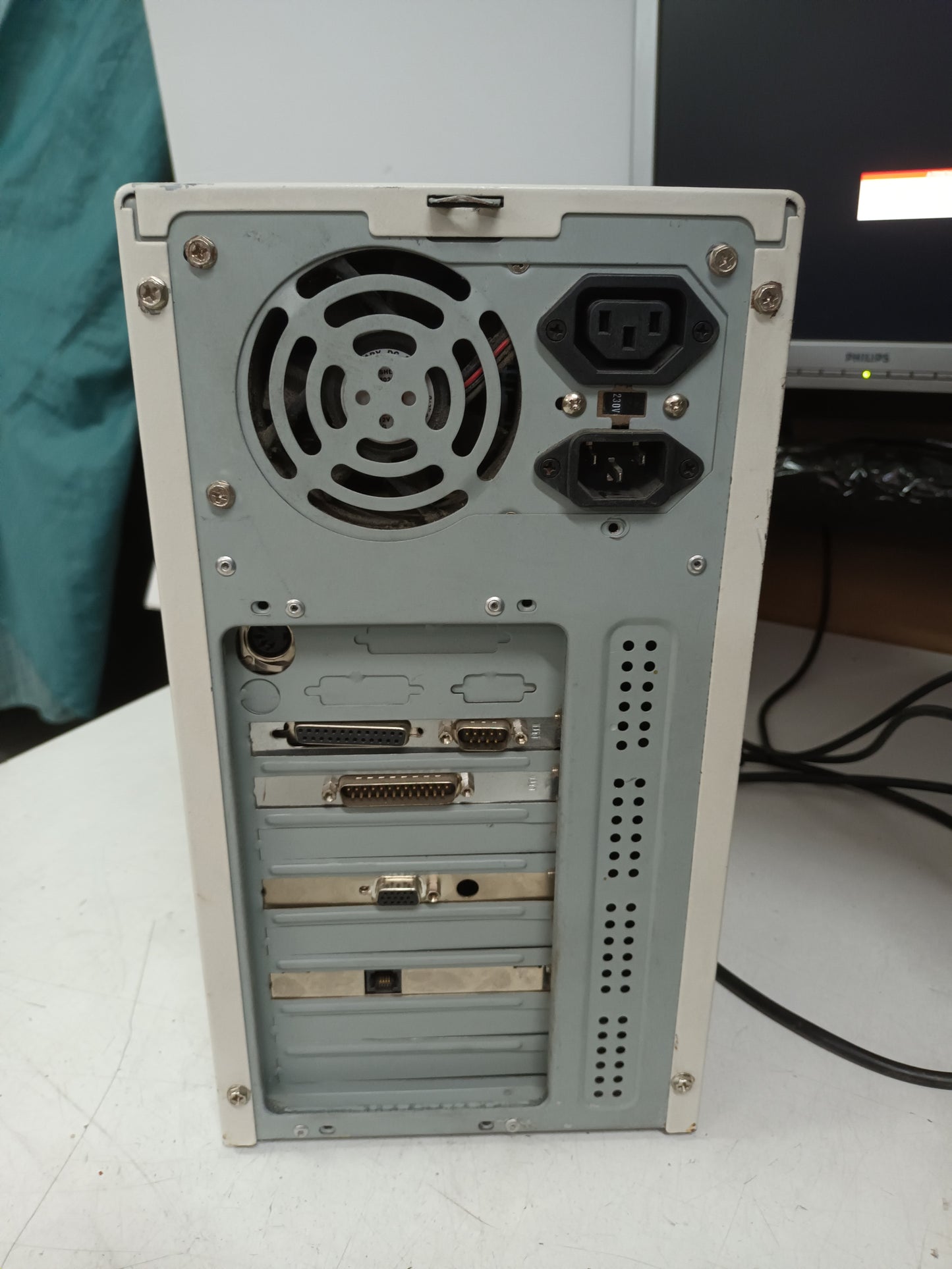 Pc retro, PENTIUM MMX, 100mHZ (N-36)