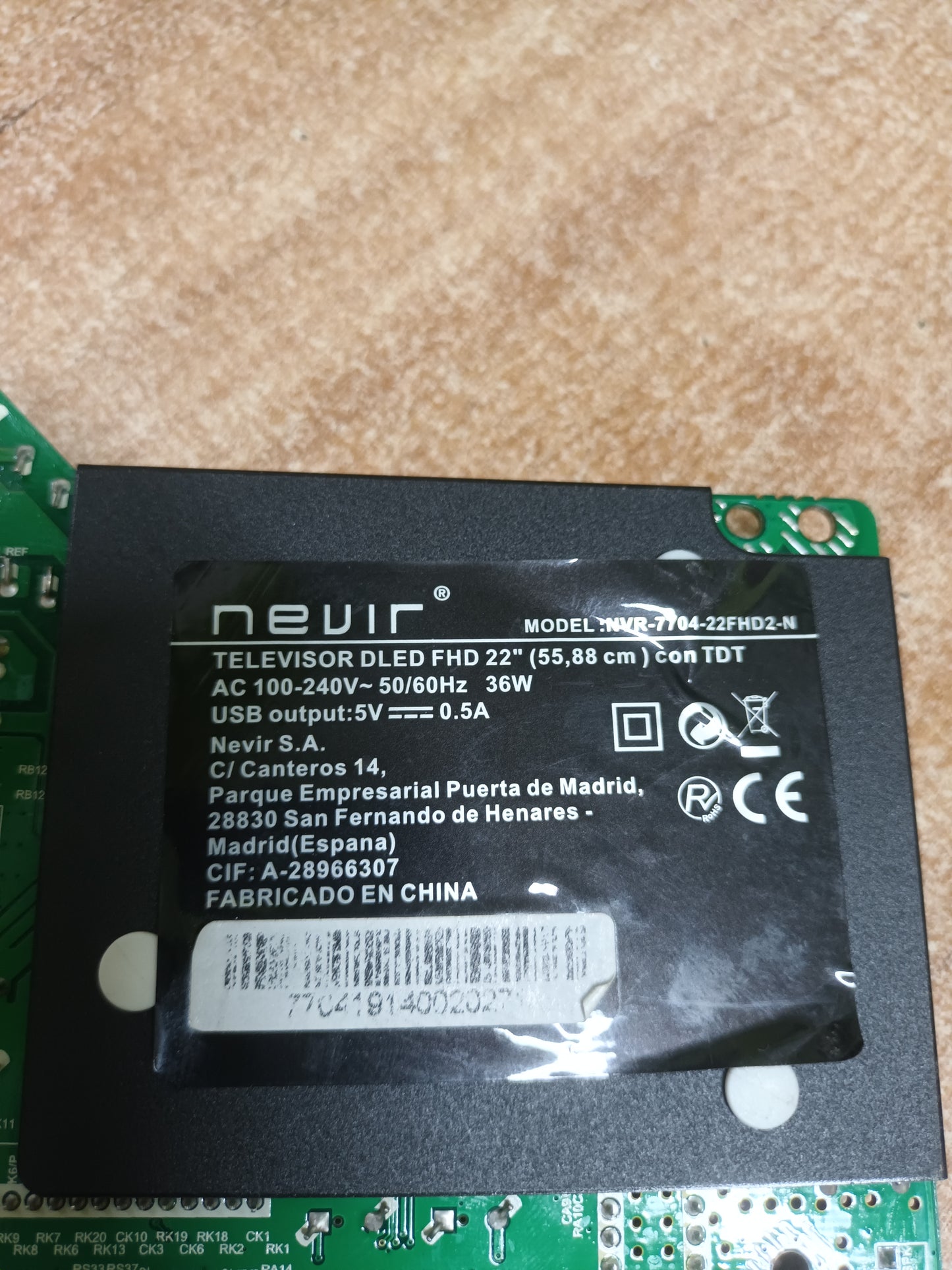PIES TV NEVIR NVR-7704-22FHD2-N, (P.66)